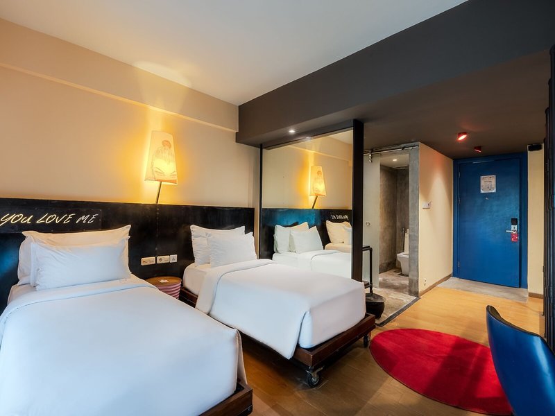 Dash Hotel Seminyak 36
