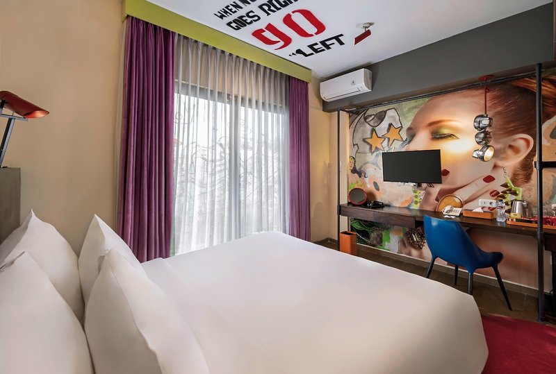 Dash Hotel Seminyak 6