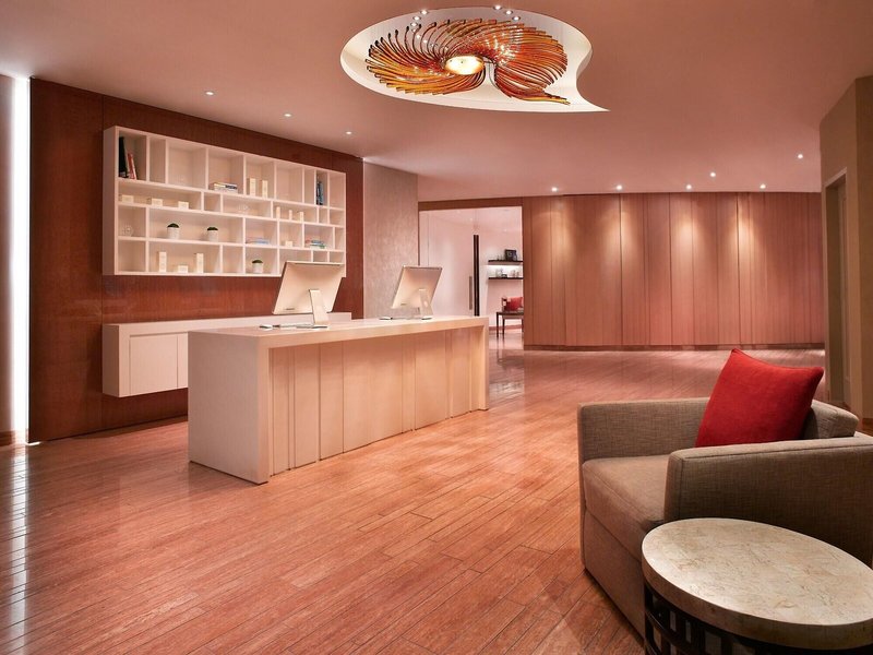Grand Hyatt Residence 9