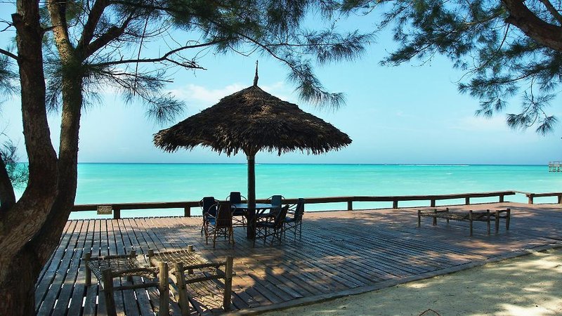 Mnarani Beach Cottages 2