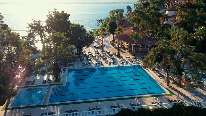 Club & Hotel Letoonia 5