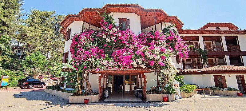 Club & Hotel Letoonia 7