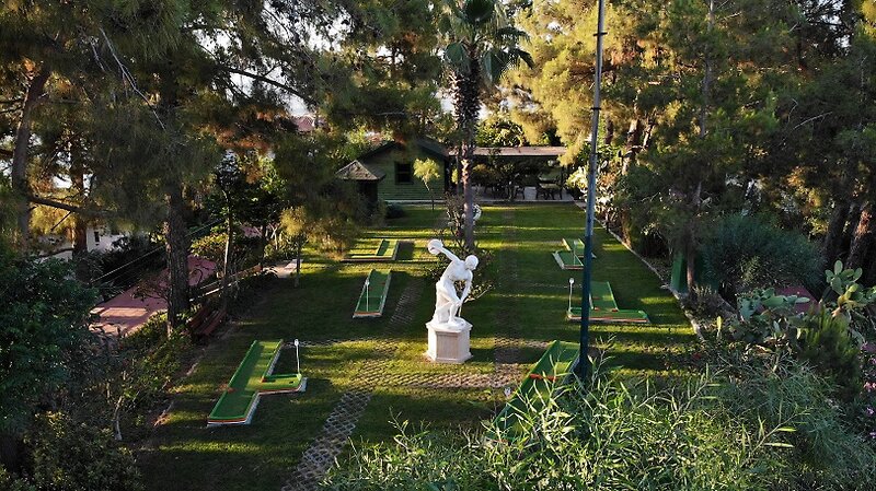 Club & Hotel Letoonia 48