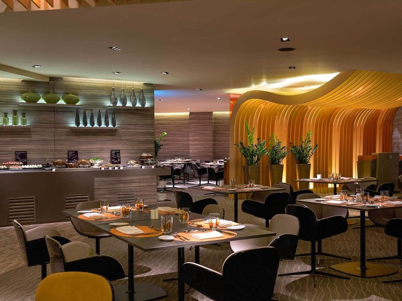 The Art Hotel & Resort 32