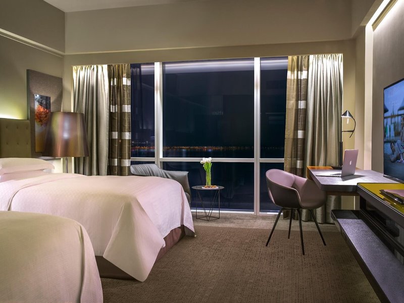 The Art Hotel & Resort 50