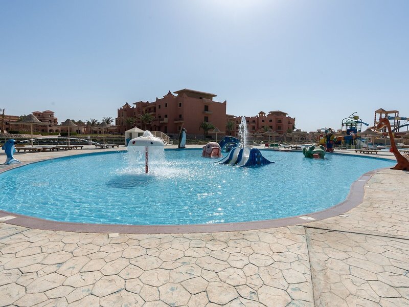 Parrotel Lagoon Resort 8