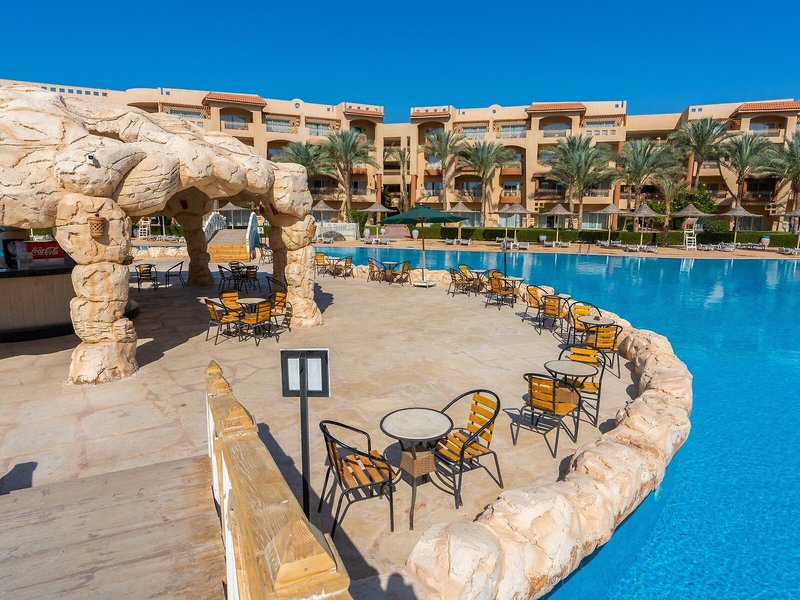 Parrotel Lagoon Resort 12