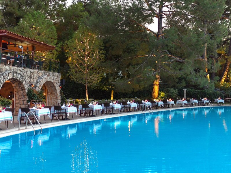 Montana Pine Resort 16