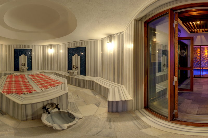 Montana Pine Resort Hotel & Spa 6