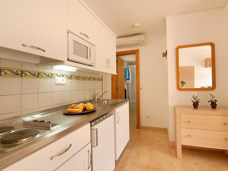 Mariner Club Apartments 13