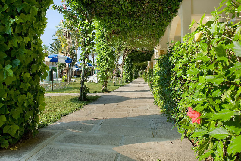 Mariner Club Apartments 3