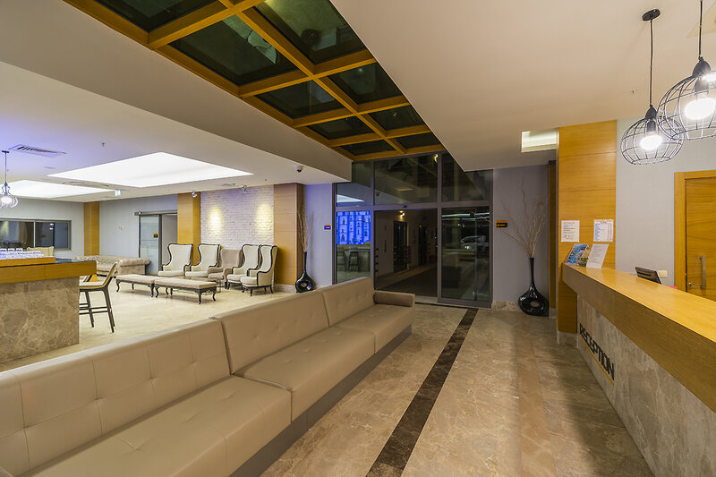 Orfeus Queen Hotel 5