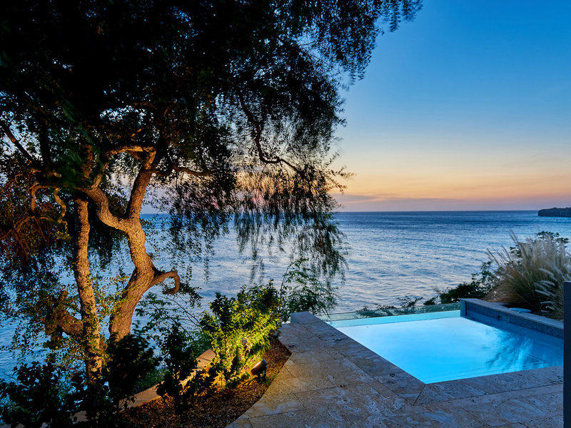 Coral Estate Luxury Resort 18
