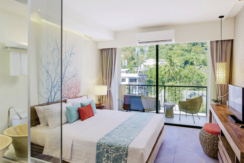 Bandara Phuket Beach Resort 13