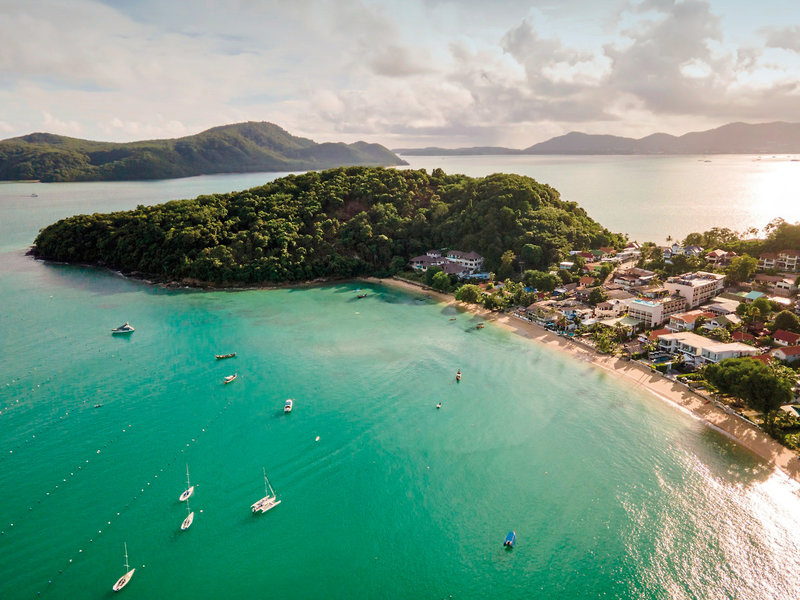 Bandara Phuket Beach Resort 30