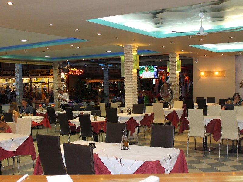 La Caretta Hotel 12
