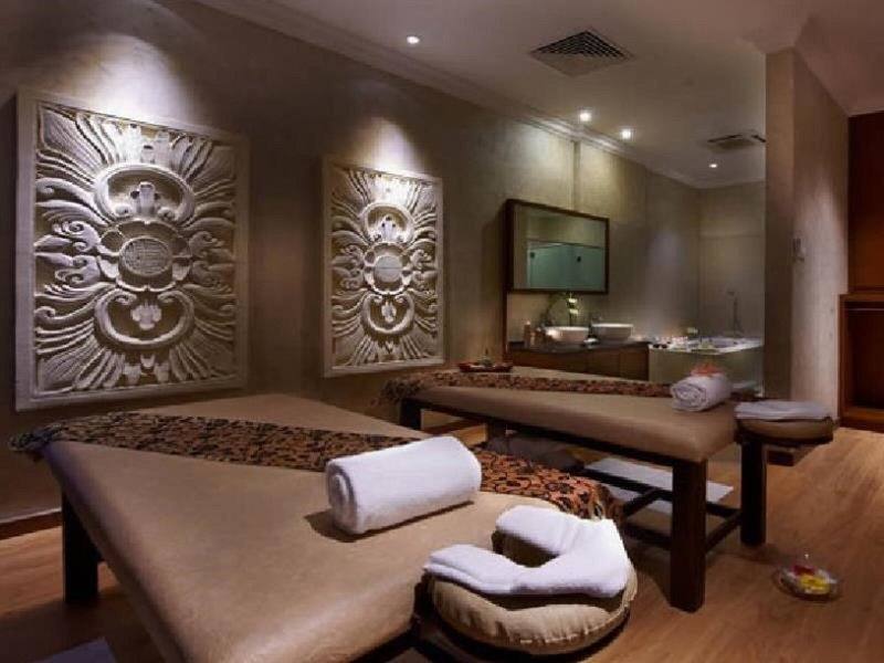 The Royale Chulan Damansara 9