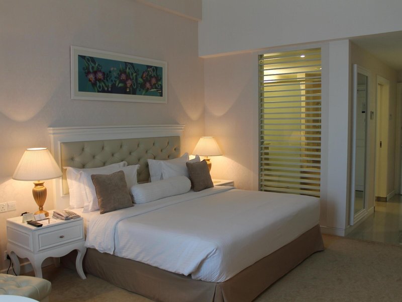 The Royale Chulan Damansara 18