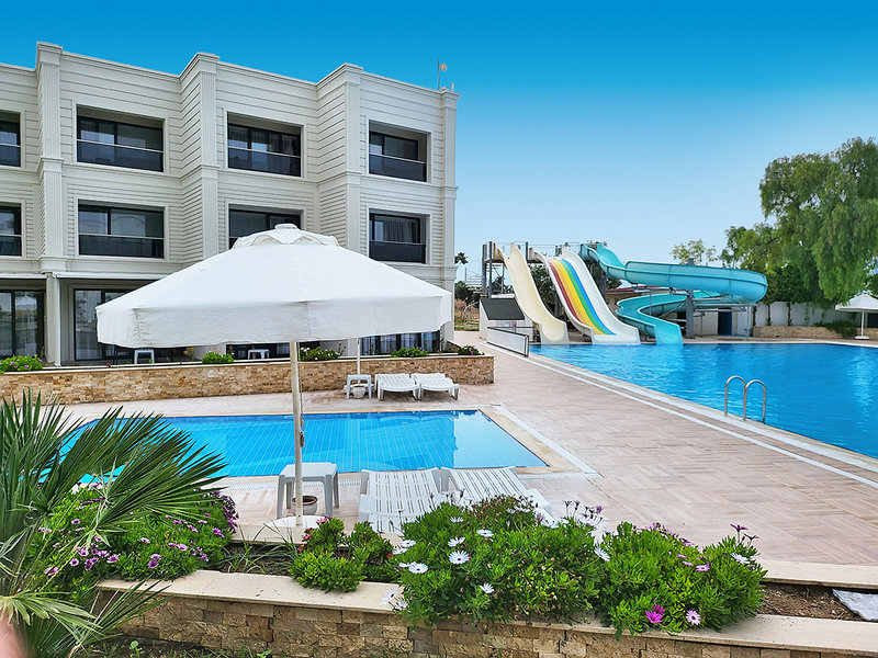 Carpe Mare Beach Resort 2