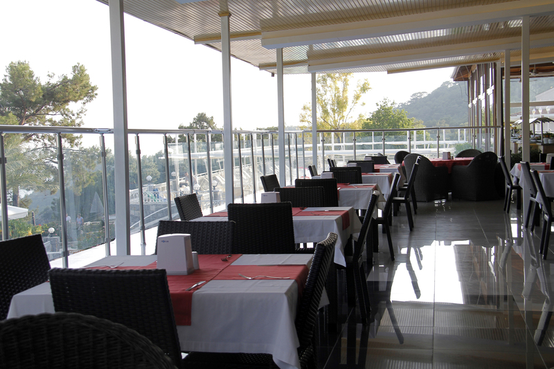 Nicholas Park Hotel 4