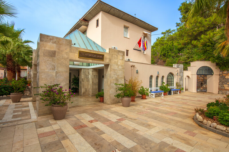 Nicholas Park Hotel 1