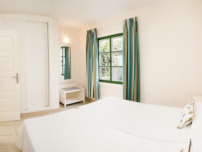Apartamentos LIVVO Puerto de Mogán 13