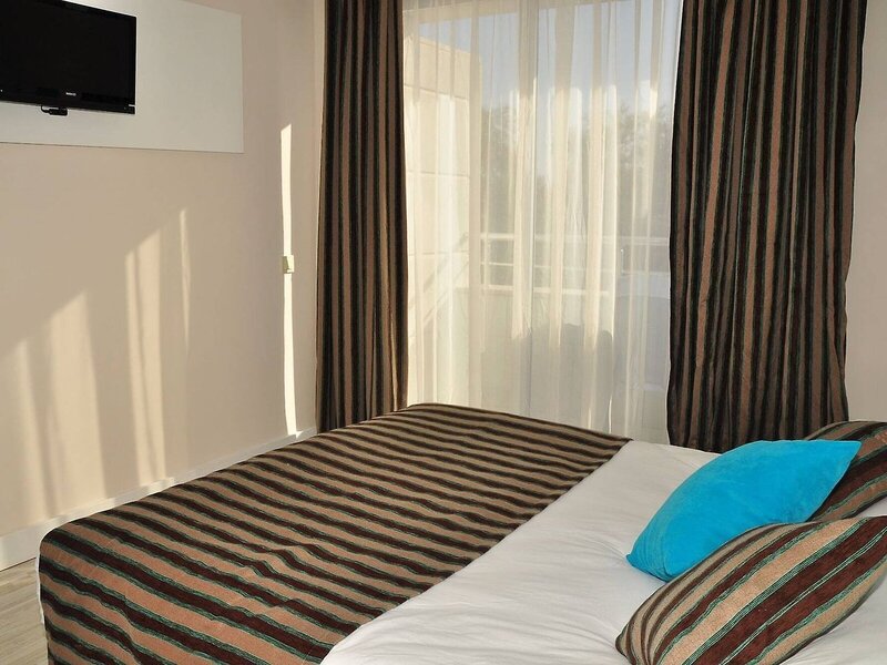 Aura Boutique Hotel 9