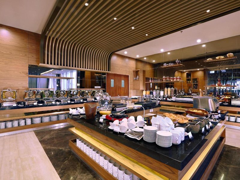 Harper Mangkubumi 8
