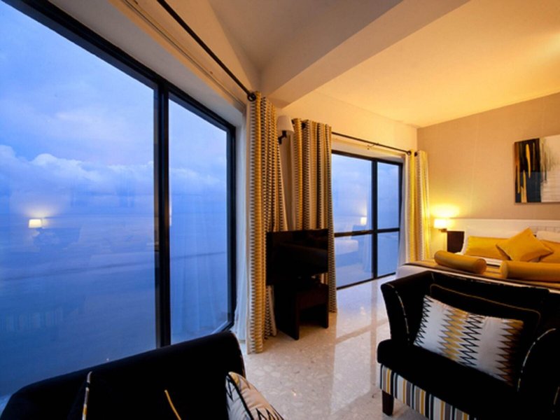 The Ocean Colombo 10 - Room Example