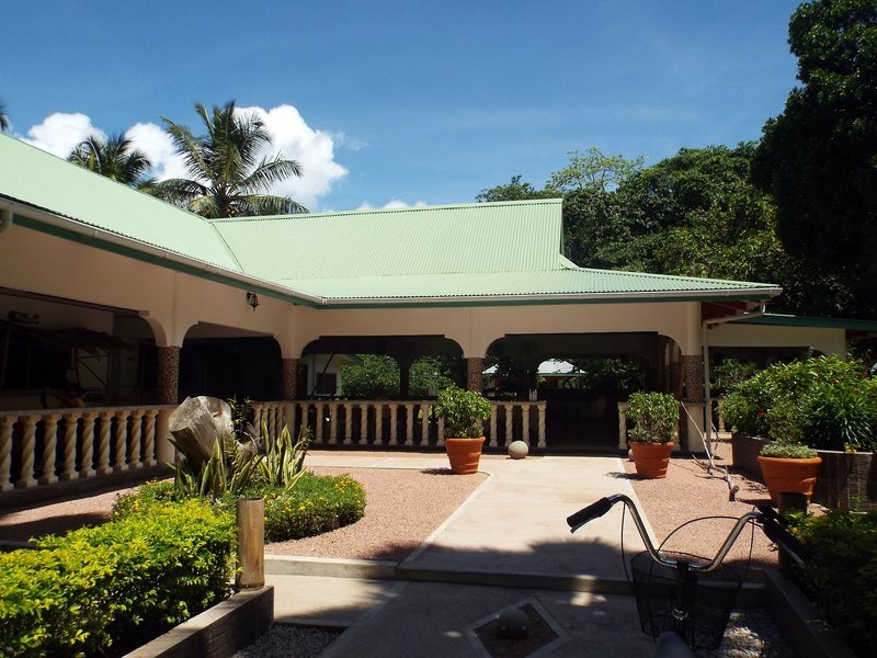 Chalet Bamboo Vert 1