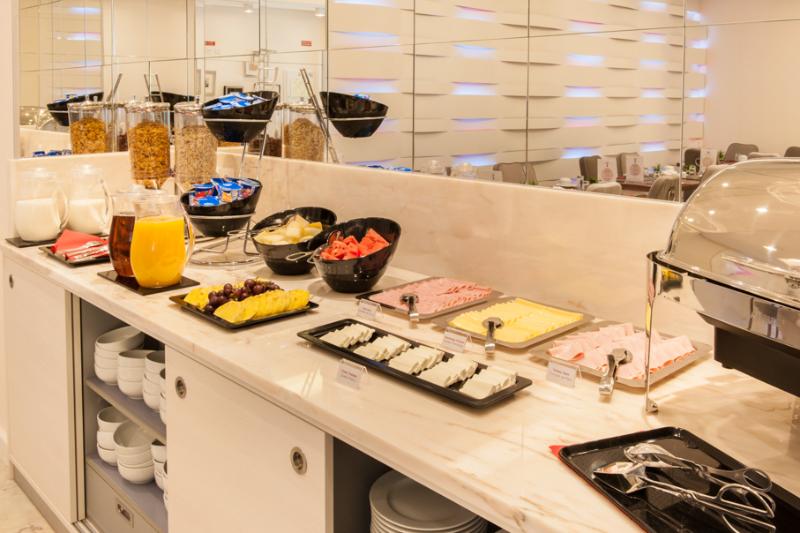 The 7 Hotel 4 - Restaurant