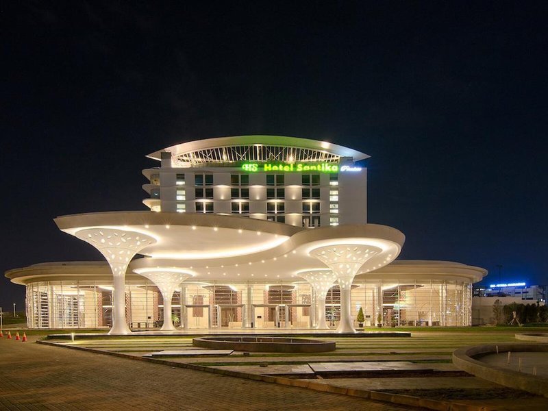 Santika Premiere Kota Harapan Indah 2