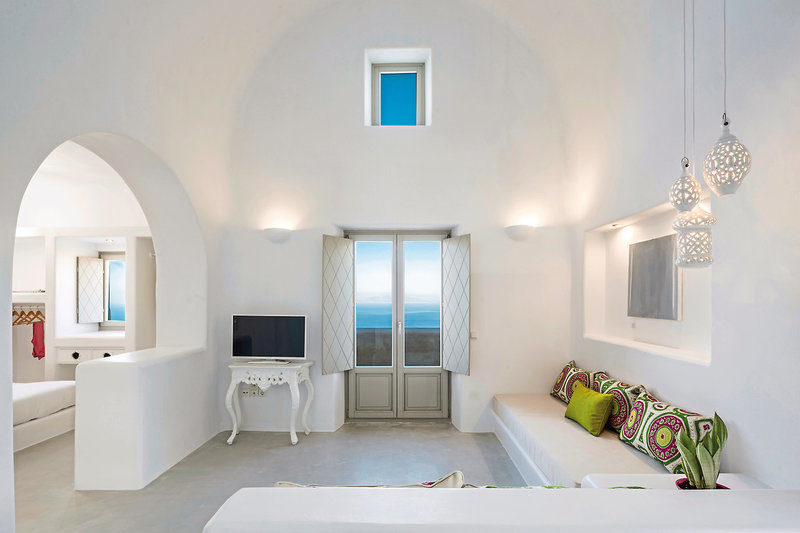 Skyfall Suites 14