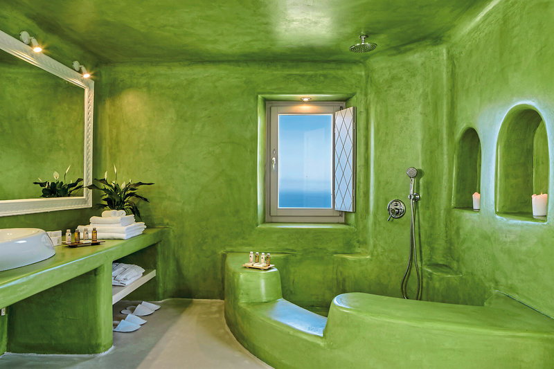 Skyfall Suites 22