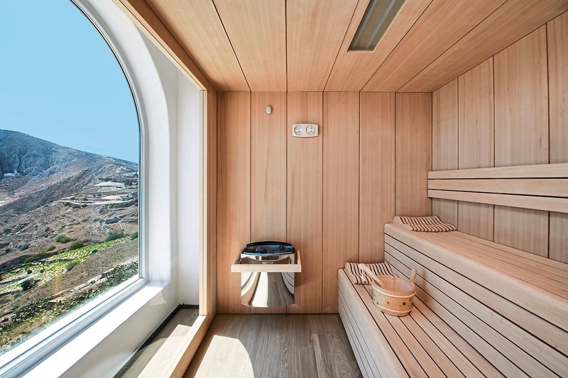 Skyfall Suites 39