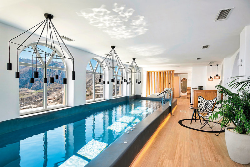 Skyfall Suites - Erwachsenenhotel 44