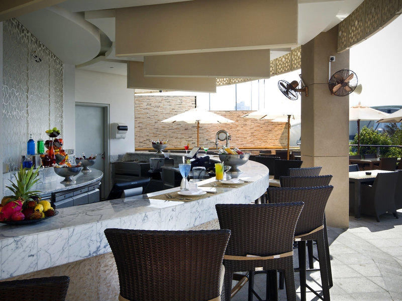 Bab al Qasr Hotel & Residence 12