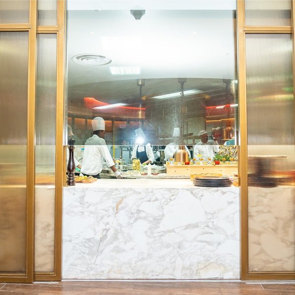 Bab al Qasr Hotel & Residence 14