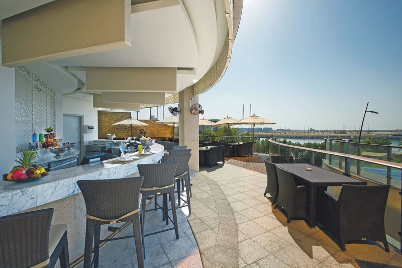 Bab al Qasr Hotel & Residence 6