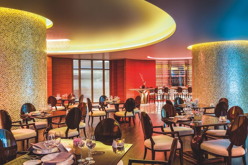 Bab al Qasr Hotel & Residence 14