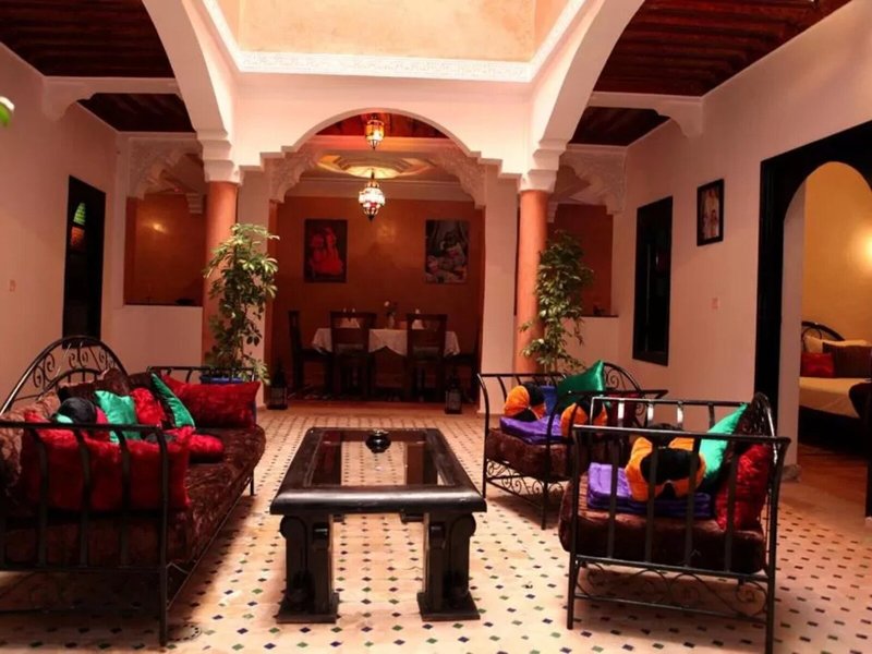 Riad Mounir 4