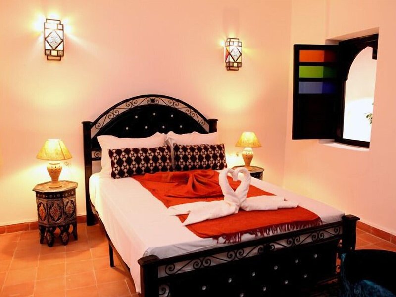 Riad Mounir 14