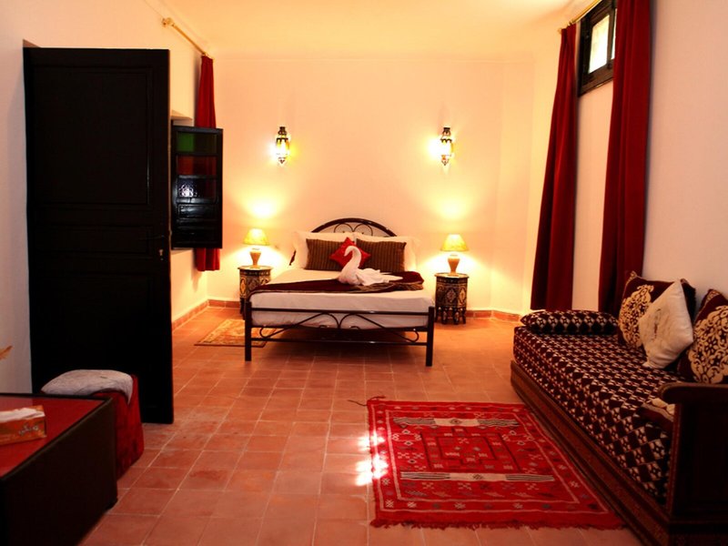 Riad Mounir 18