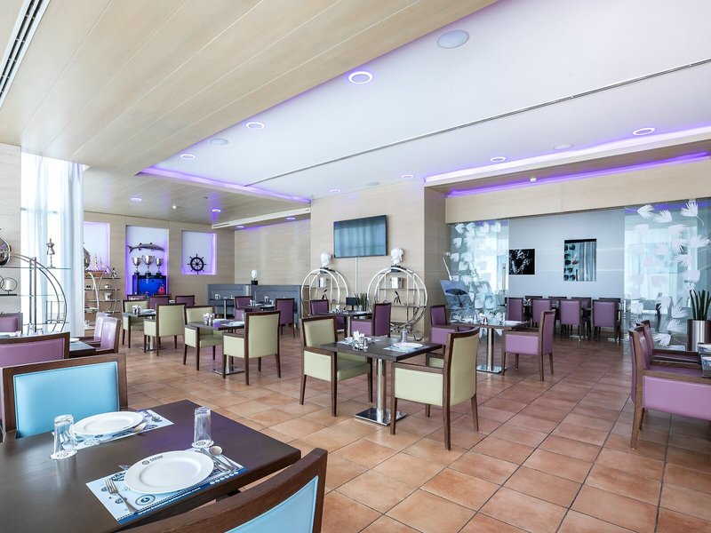 Royal M Hotel By Gewan 23