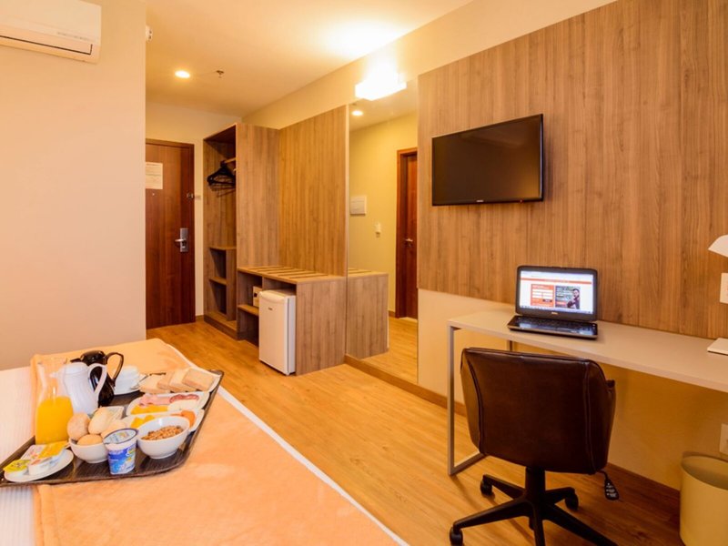 Intercity Salvador Airport 22 - Room Example