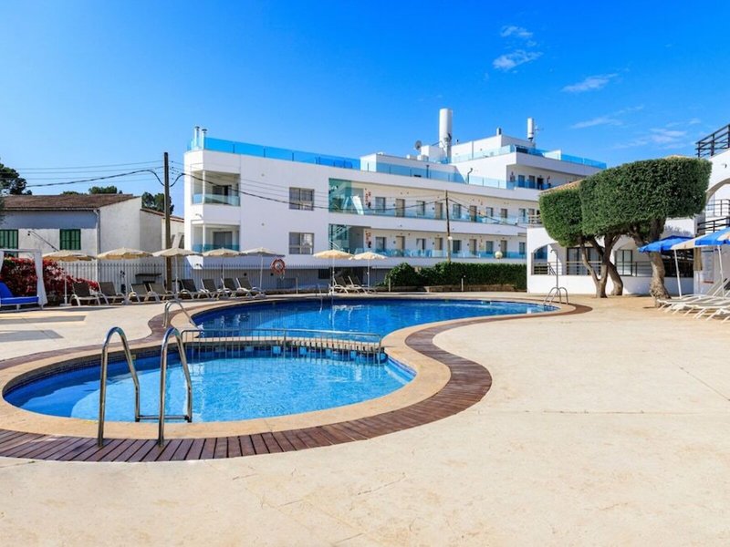 Mar Hotels Alcanada 11