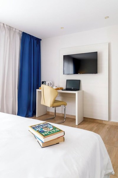 Mar Hotels Alcanada 37