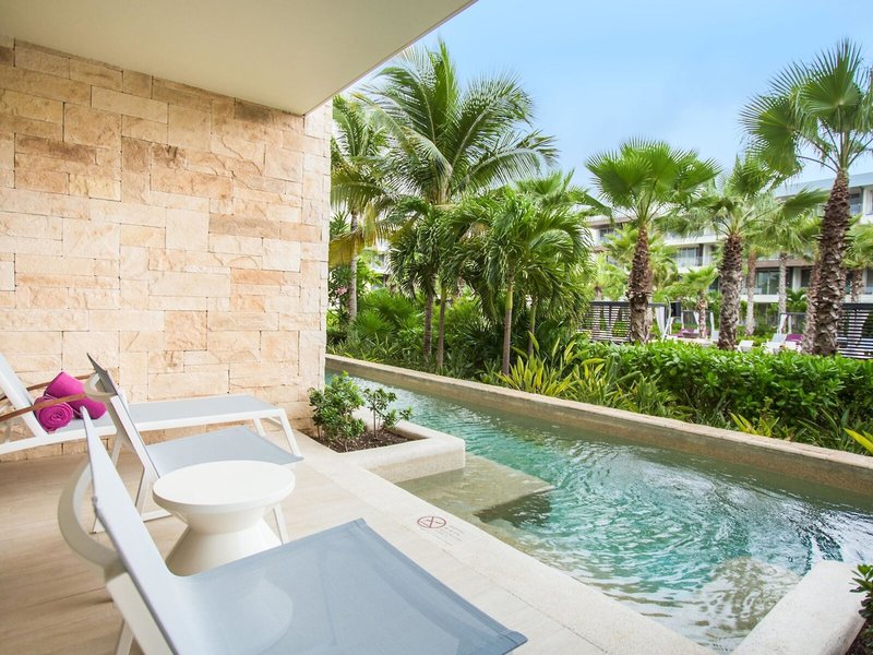 Breathless Riviera Cancun Resort & Spa 31