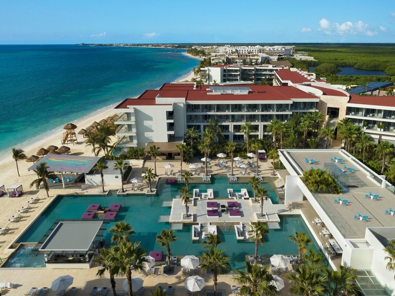 Breathless Riviera Cancun Resort & Spa 1