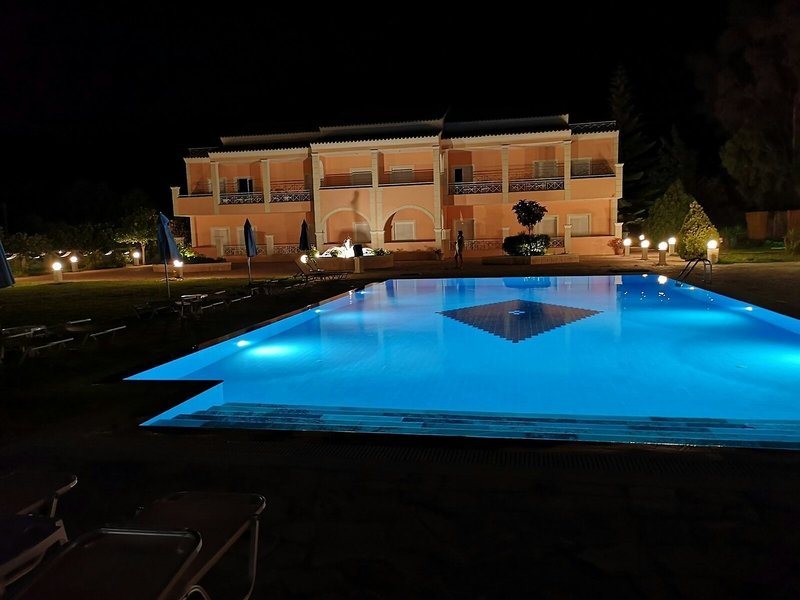 Mediterranean Blue Complex 14